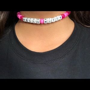 hello kitty bead necklace